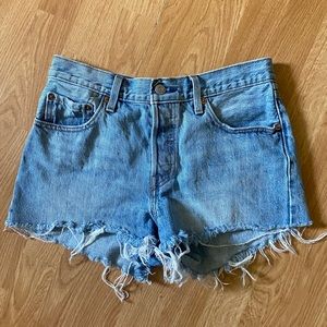 Levi’s 501 Jean Shorts Size 27